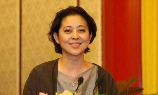 倪萍退出娱乐圈